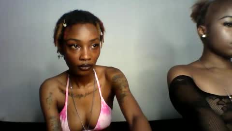 calin online show from November 2025 04:34:02 AM