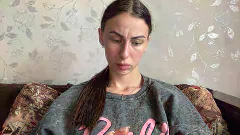 Anna online show from December 2024 11:19:01 AM