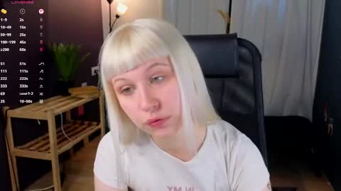 Snapshot of call_me_heaven chatting on June 2026 03:28:01 PM Good girl Ann online show from June 2026 03:28:01 PM