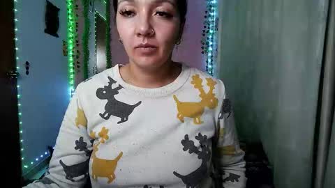 Snapshot of callme_lolas chatting on November 2025 06:56:02 AM paula online show from November 2025 06:56:02 AM