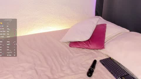 Snapshot of callme_val chatting on January 2025 02:24:02 AM Val online show from January 2025 02:24:02 AM