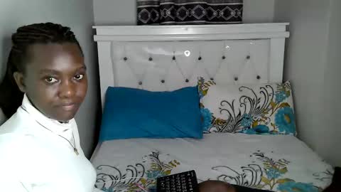 Snapshot of callmemonday chatting on September 2025 07:47:02 PM Monday online show from September 2025 07:47:02 PM