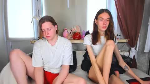 Snapshot of calvin_kevin_grem chatting on October 2025 06:03:01 AM Calvin Kevin Grem online show from October 2025 06:03:01 AM