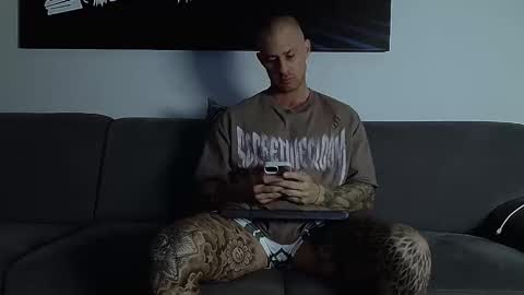 Snapshot of calvinhunt69 chatting on September 2025 09:08:02 PM Calvin online show from September 2025 09:08:02 PM