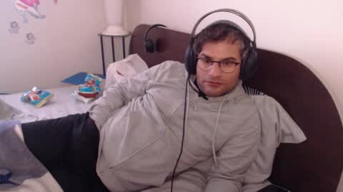 Calvinjohnlad online show from November 2025 06:35:02 AM