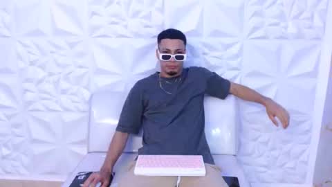 cam_xman online show from March 2026 02:42:01 PM