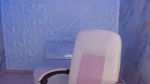 cam_xman online show from April 2026 01:14:02 PM