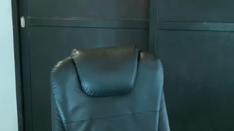 camara110 online show from February 2025 12:28:01 AM