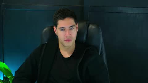 camara110 online show from February 2025 04:54:02 AM