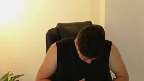 camara110 online show from October 2025 01:28:01 AM