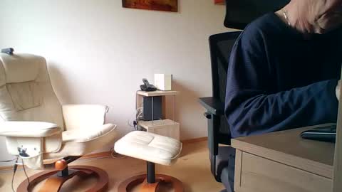 camcologne online show from October 2025 10:16:02 AM