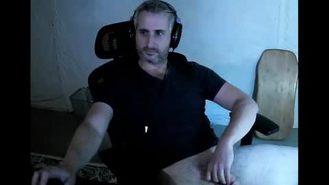herp derp online show from October 2025 08:51:01 PM