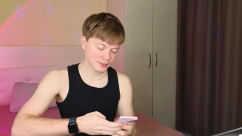 Cameron online show from November 2025 09:21:01 AM