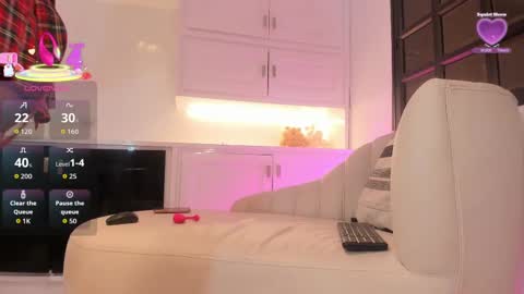  Cameron Cutee  online show from September 2025 11:35:02 AM