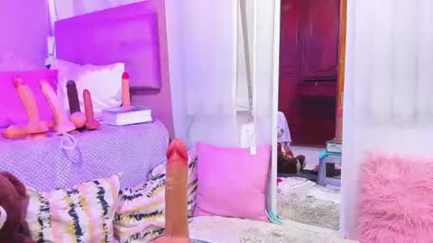 Camila online show from June 2026 05:12:01 AM
