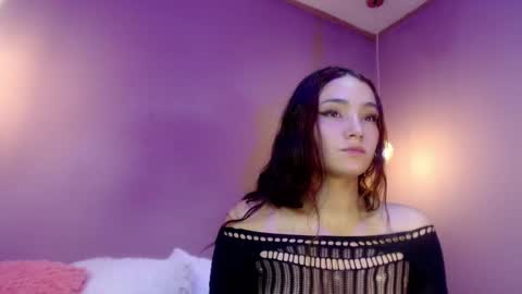 Cami online show from March 2025 07:54:01 PM