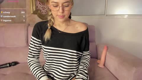   online show from December 2024 05:15:02 PM