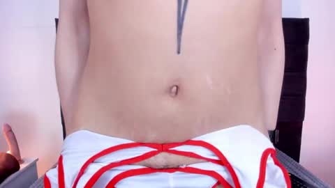 Snapshot of cami_vargas chatting on May 2026 12:57:02 PM Camila online show from May 2026 12:57:02 PM