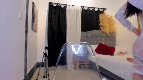   online show from March 2026 12:30:02 AM