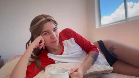 camii19y online show from November 2025 04:52:01 PM