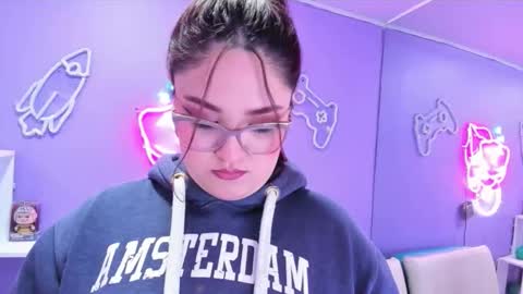 Camila Osorio online show from September 2025 07:48:01 PM