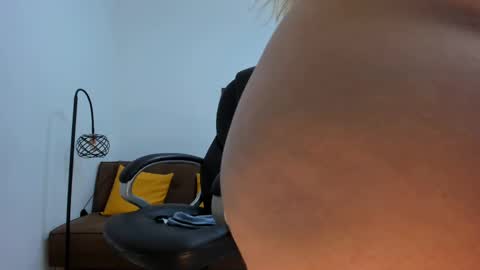 Camila online show from February 2025 03:54:01 AM