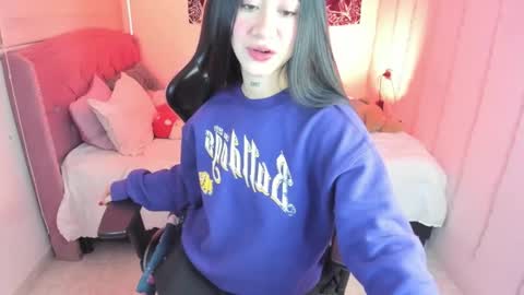 camila online show from October 2025 05:43:02 PM