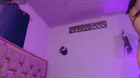 Cami online show from May 2026 10:38:02 PM