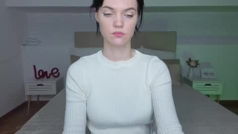 Camila online show from December 2025 10:26:01 PM