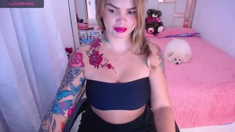 Snapshot of camila__palmer chatting on March 2025 01:12:01 AM online show from March 2025 01:12:01 AM