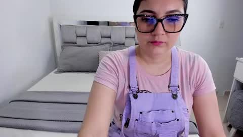 Snapshot of camila_buitrago chatting on July 2026 11:18:02 PM Camila buitrago online show from July 2026 11:18:02 PM