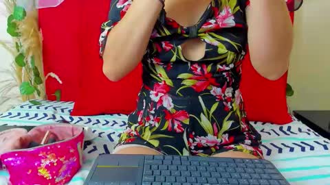 camila_collins7 online show from October 2025 12:37:02 PM