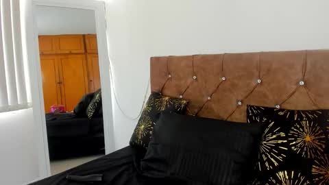 camila_collins7 online show from November 2025 03:14:02 PM