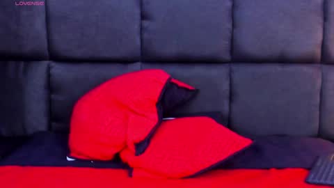  s online show from December 2024 10:23:02 AM