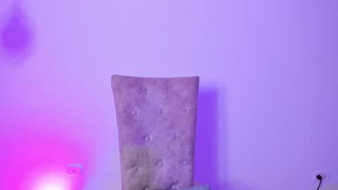 Snapshot of camila_coxx chatting on May 2026 01:47:02 AM s online show from May 2026 01:47:02 AM