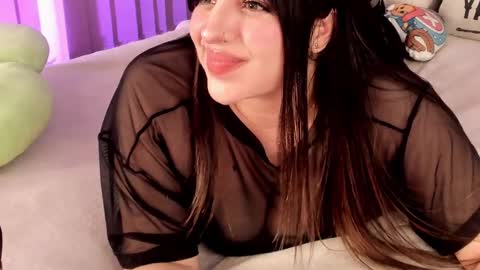 Camila online show from February 2025 11:32:01 PM