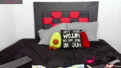 Snapshot of camila_valenciia_ chatting on June 2026 12:58:01 AM Camila online show from June 2026 12:58:01 AM