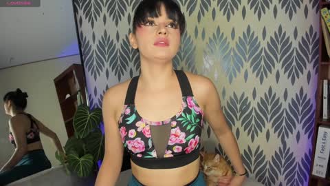 Cami  online show from February 2025 10:37:02 AM