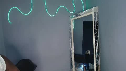 Snapshot of camilaasaenz_ chatting on October 2025 08:06:02 PM C A M I L A online show from October 2025 08:06:02 PM