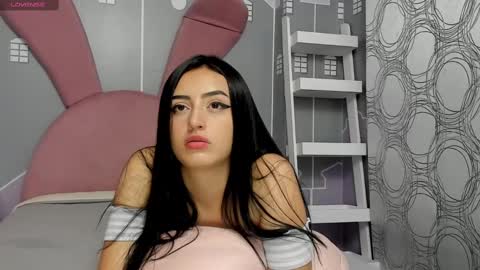 Snapshot of camilahunter__ chatting on March 2025 03:48:02 AM Camila online show from March 2025 03:48:02 AM