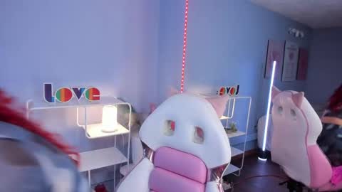 Camila  online show from April 2026 07:07:02 PM