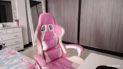 X IGcamiryan01 online show from November 2025 06:26:01 PM