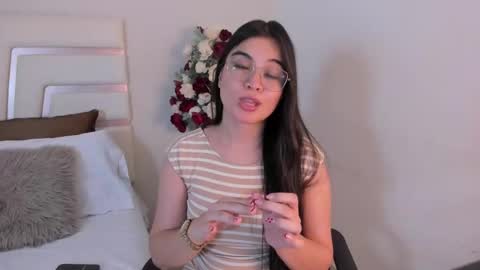 Camila online show from February 2025 10:45:01 PM