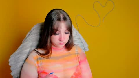Snapshot of camilla_body chatting on June 2026 05:32:02 AM Camilla online show from June 2026 05:32:02 AM