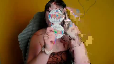 Snapshot of camilla_body chatting on June 2026 05:30:01 AM Camilla online show from June 2026 05:30:01 AM