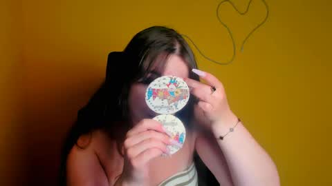 Snapshot of camilla_body chatting on July 2026 06:09:01 AM Camilla online show from July 2026 06:09:01 AM