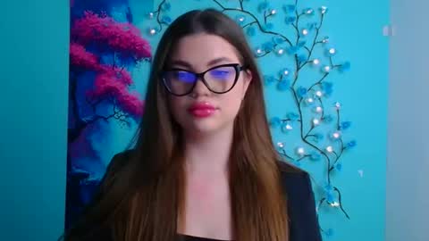 Camilla online show from November 2025 07:11:02 AM