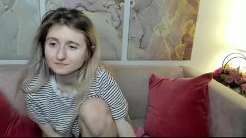 camilladreamer online show from March 2026 11:16:01 PM