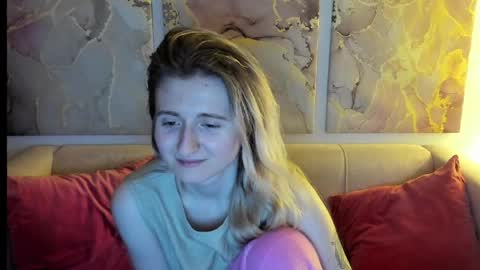 camilladreamer online show from April 2026 06:16:02 AM
