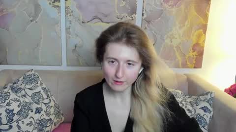 camilladreamer online show from May 2026 11:30:02 AM